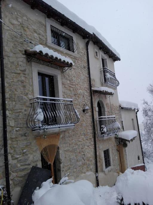 Villa Il Borgo Della Zittola Montenero Val Cocchiara Esterno foto
